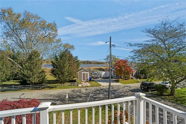 $750,000 | 4 Read Avenue, Warren, RI 02885