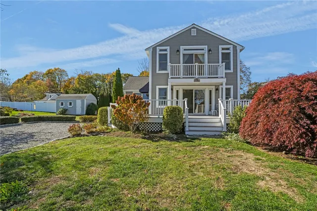 $750,000 | 4 Read Avenue, Warren, RI 02885