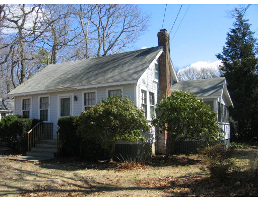 8 Kabeyun Road Marion, MA 02738 - Photo 1 of 12