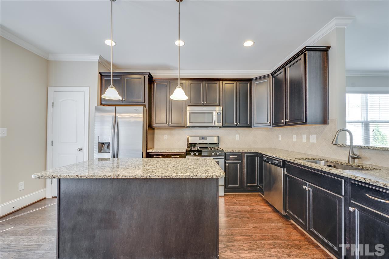 544 Ledbetter Court Raleigh, NC 27608 - Photo 7 of 29