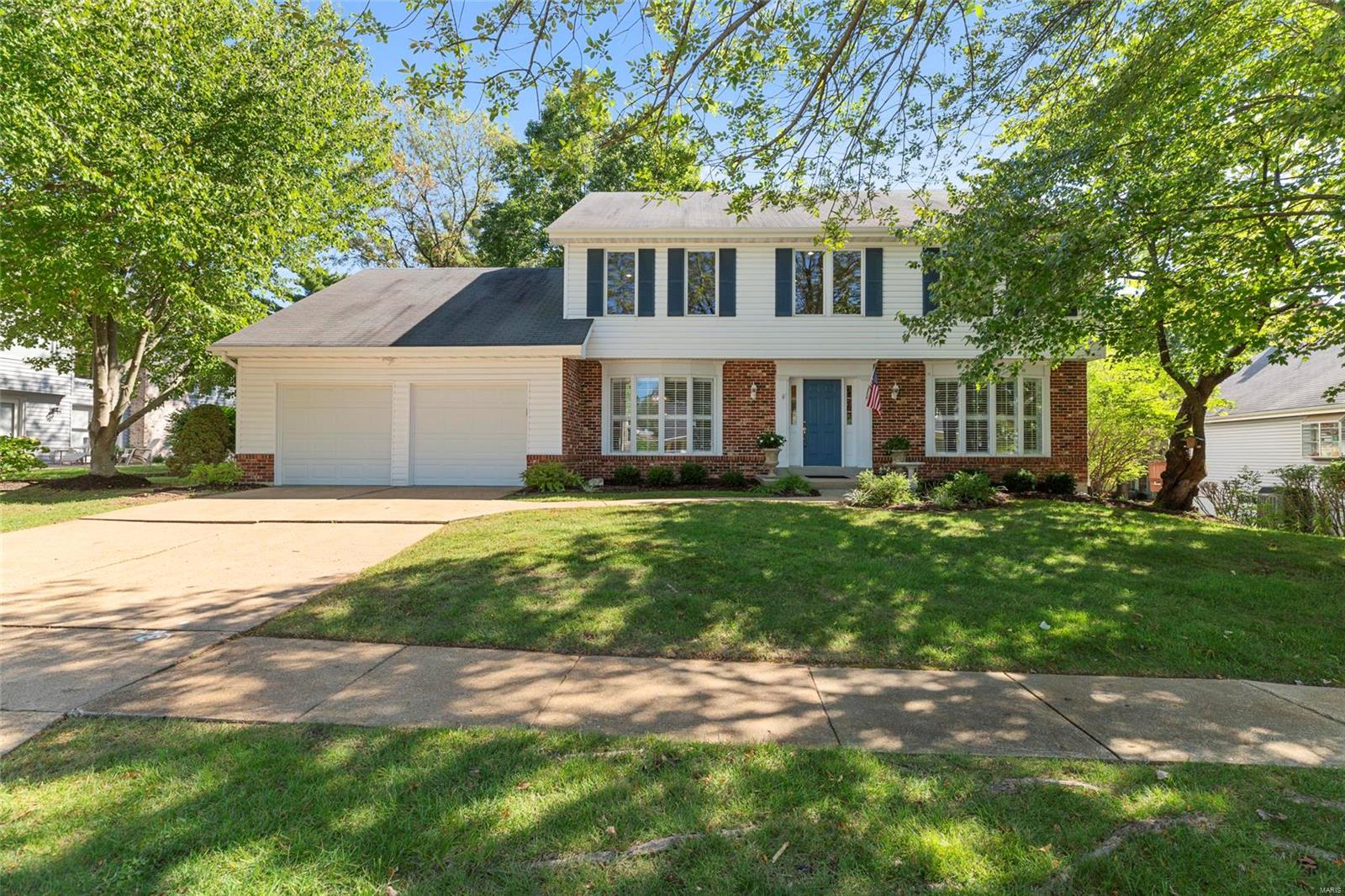 1904 York Ridge Court Chesterfield, MO 63017 - Photo 2 of 51