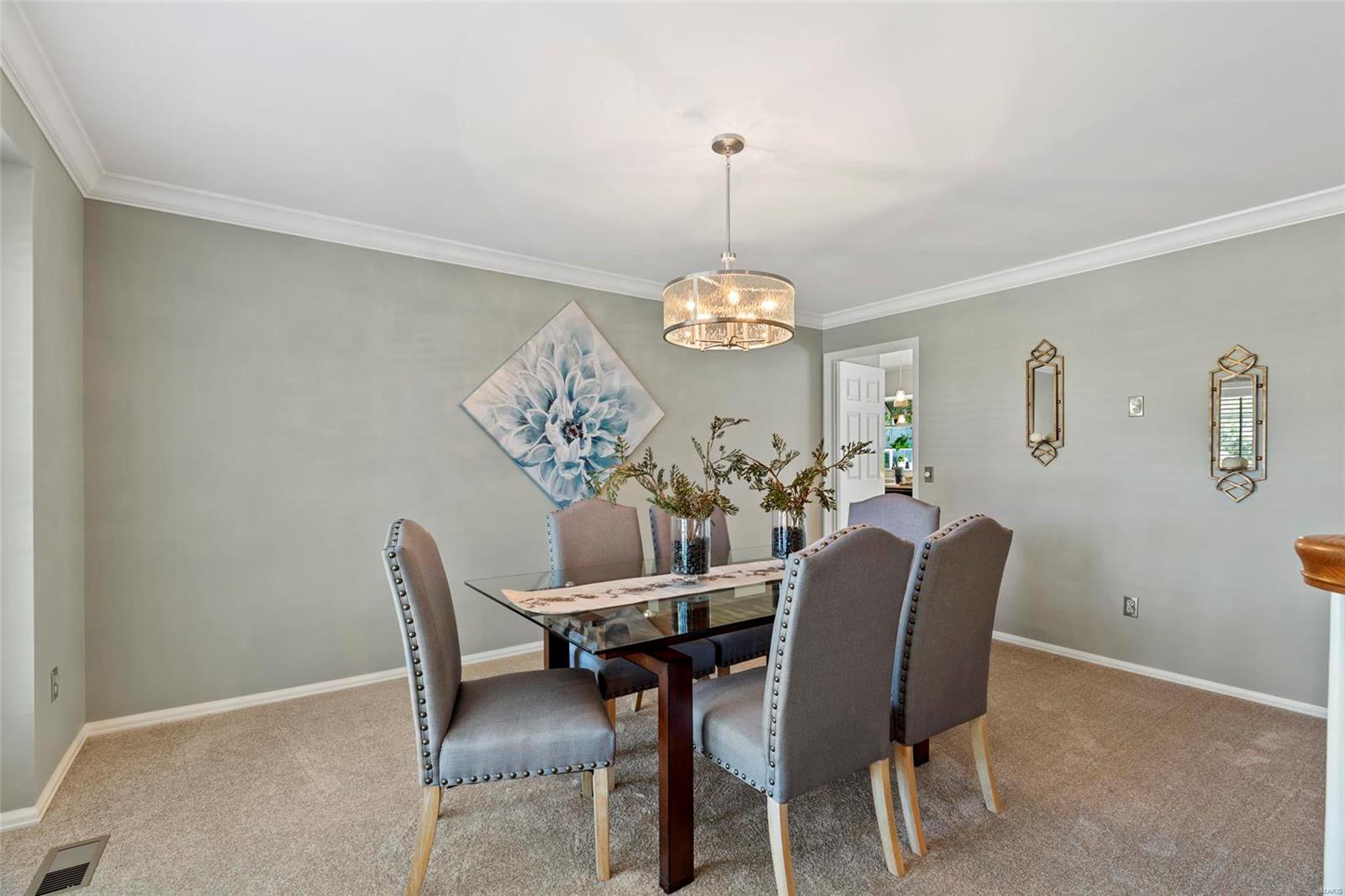 1904 York Ridge Court Chesterfield, MO 63017 - Photo 6 of 51