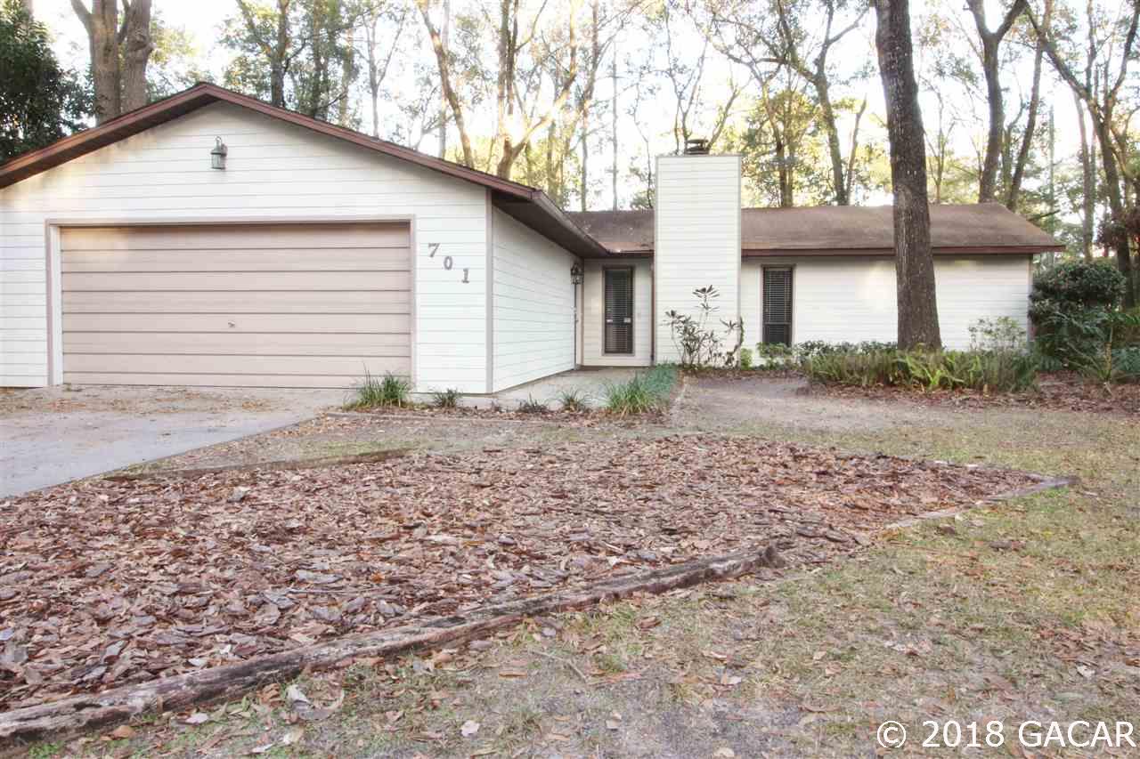 701 Southwest 75th Terrace Gainesville, FL 32607 - Photo 2 of 29