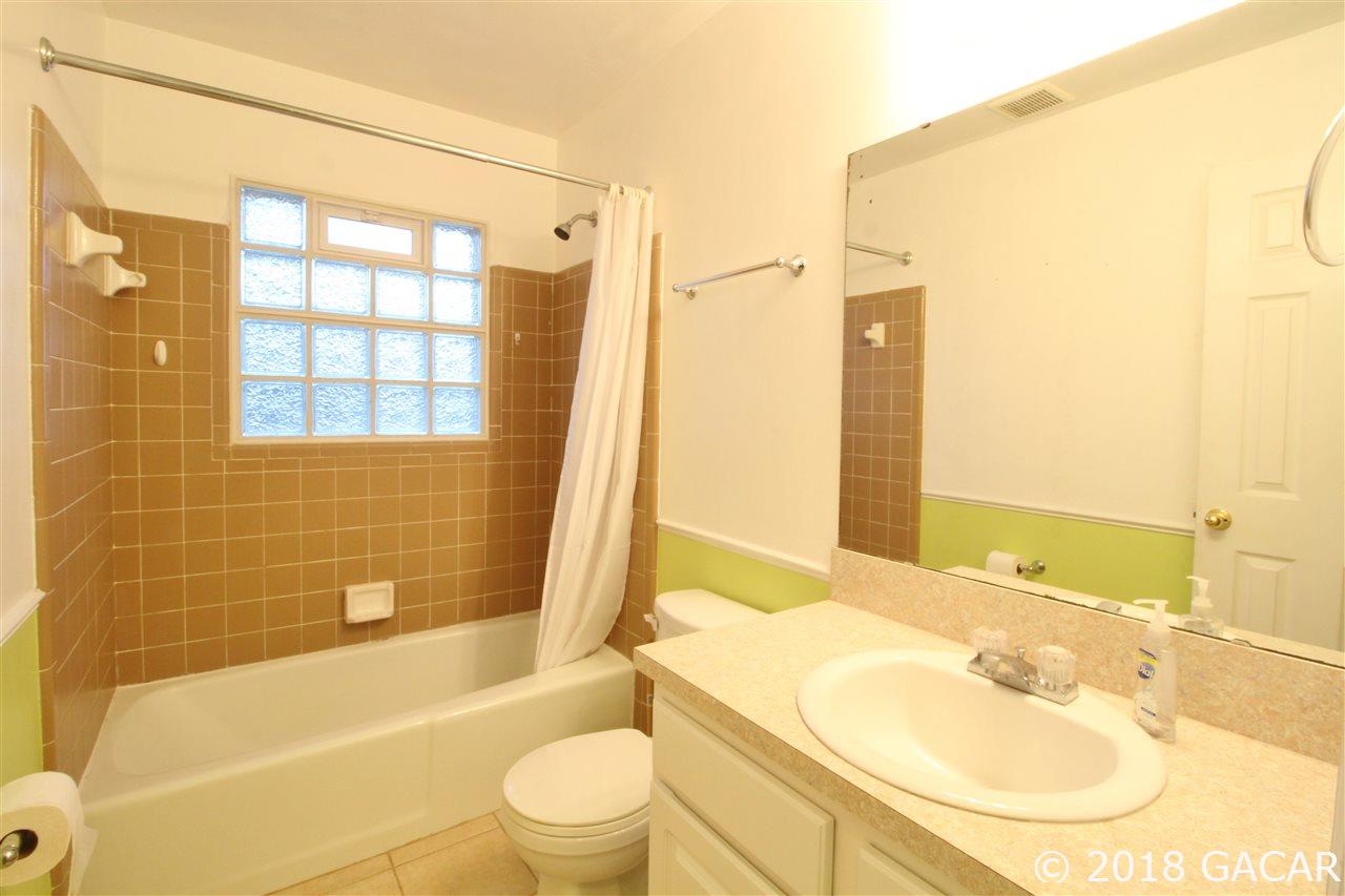 701 Southwest 75th Terrace Gainesville, FL 32607 - Photo 23 of 29