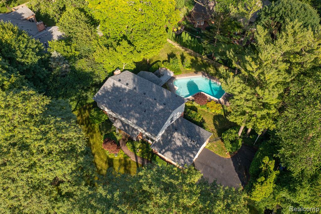 1024 Rock Spring Road Bloomfield Hills, MI 48304 - Photo 38 of 47