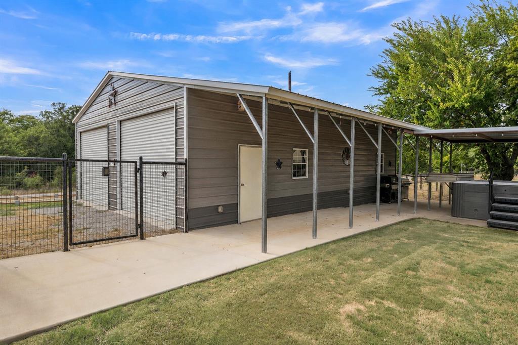 909 Erwin Road Poolville, TX 76487 - Photo 28 of 33 Gallery Image 28
