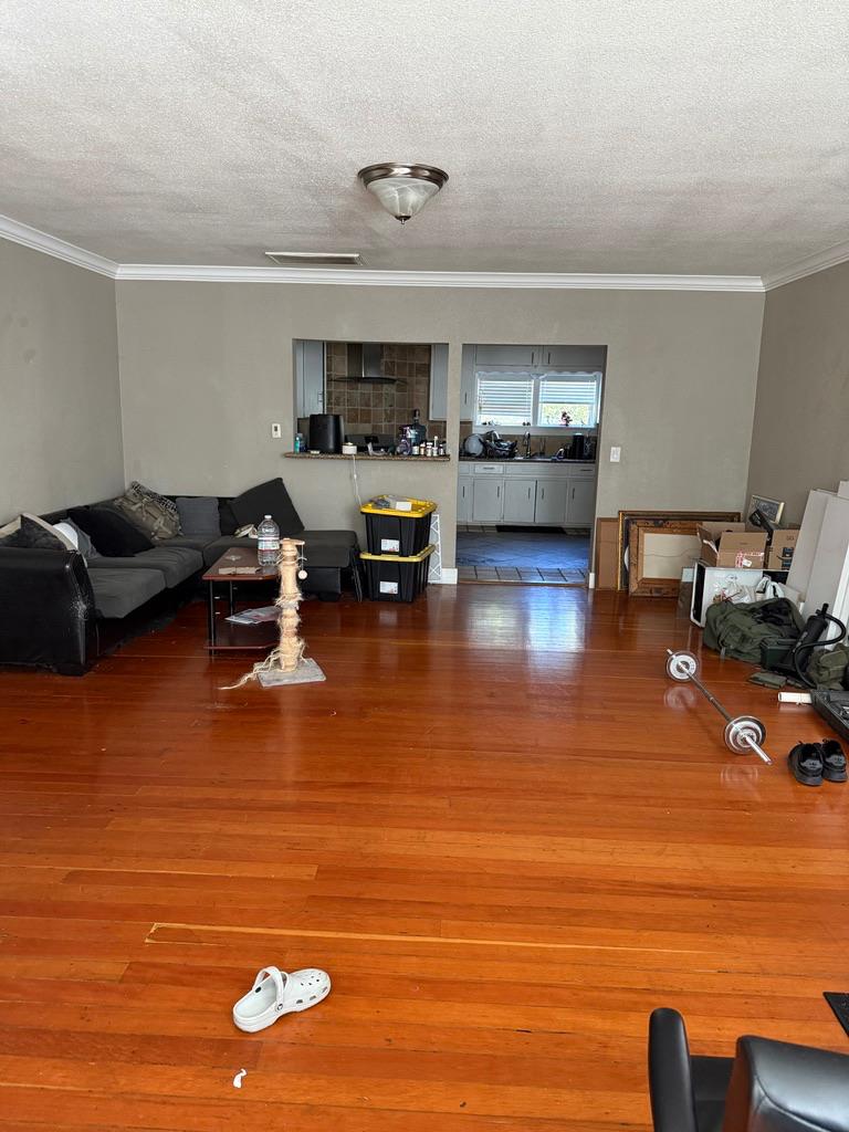 533 Reeves Avenue Yuba City, CA 95991 - Photo 20 of 48 a living room with furniture and a wooden floor