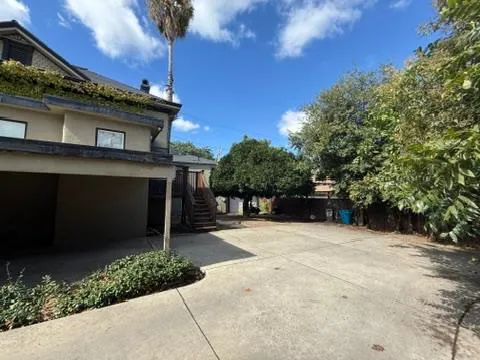 a view of house and outdoor space