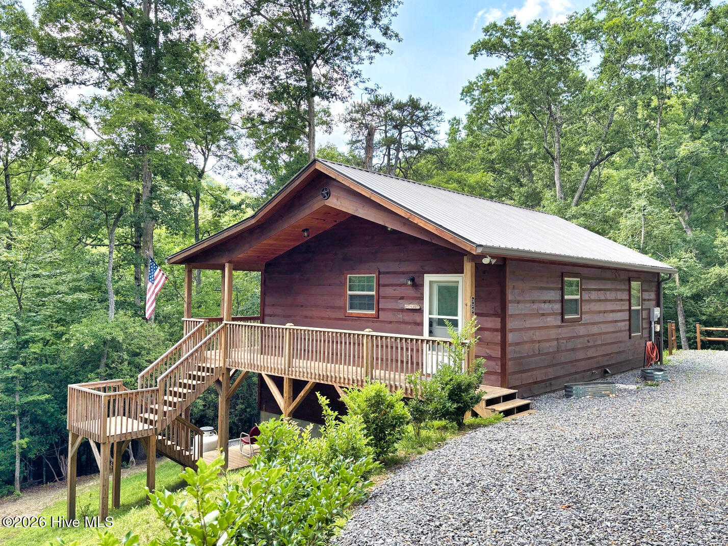 325 Dawsons Lane Murphy, NC 28906 - Photo 1 of 33