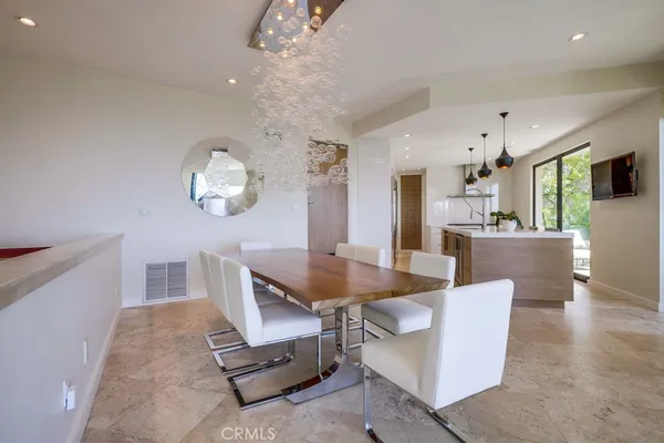 $19,995 | 1725 Del Mar Avenue, Laguna Beach, CA 92651