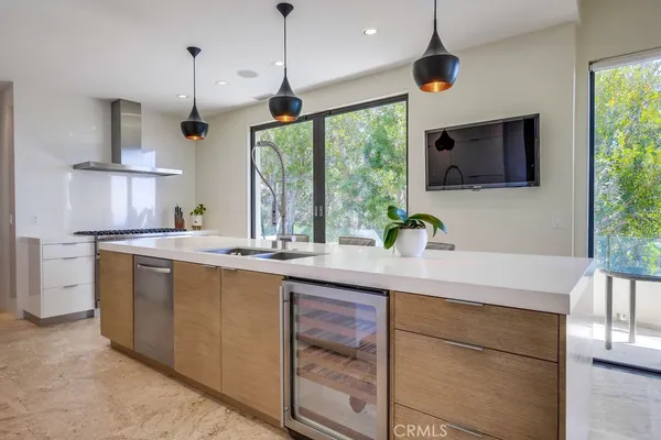 $19,995 | 1725 Del Mar Avenue, Laguna Beach, CA 92651