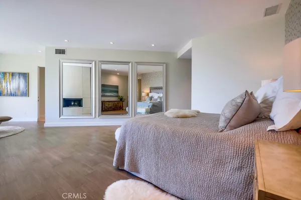 $19,995 | 1725 Del Mar Avenue, Laguna Beach, CA 92651