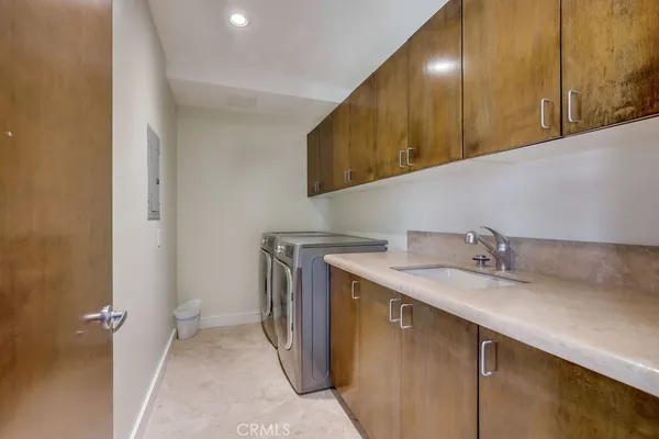 $19,995 | 1725 Del Mar Avenue, Laguna Beach, CA 92651