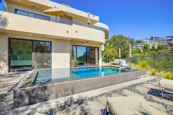 $19,995 | 1725 Del Mar Avenue, Laguna Beach, CA 92651