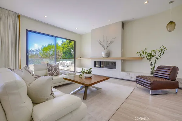 $19,995 | 1725 Del Mar Avenue, Laguna Beach, CA 92651