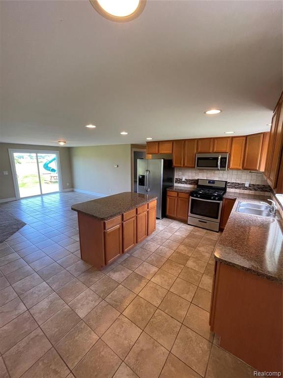 22689 Bordman Road Allenton, MI 48002 - Photo 7 of 23