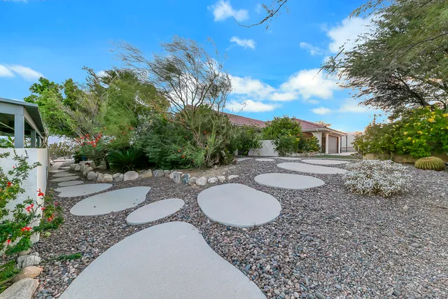 $730,000 | 61895 Smoke Tree Road, North Palm Springs, CA 92258