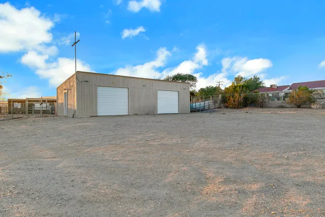 $730,000 | 61895 Smoke Tree Road, North Palm Springs, CA 92258