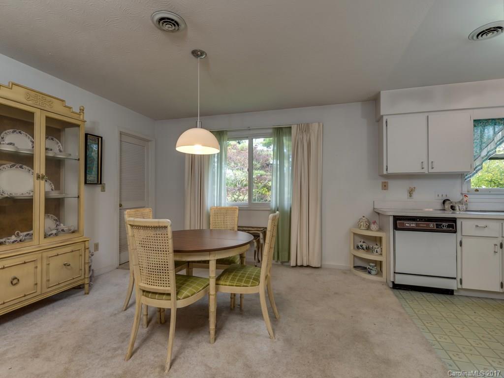67 Underhill Road Hendersonville, NC 28792 - Photo 5 of 17 Gallery Image 5