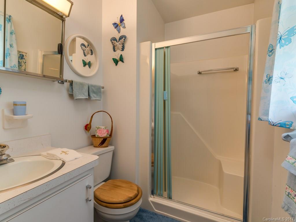 67 Underhill Road Hendersonville, NC 28792 - Photo 8 of 17 Gallery Image 8