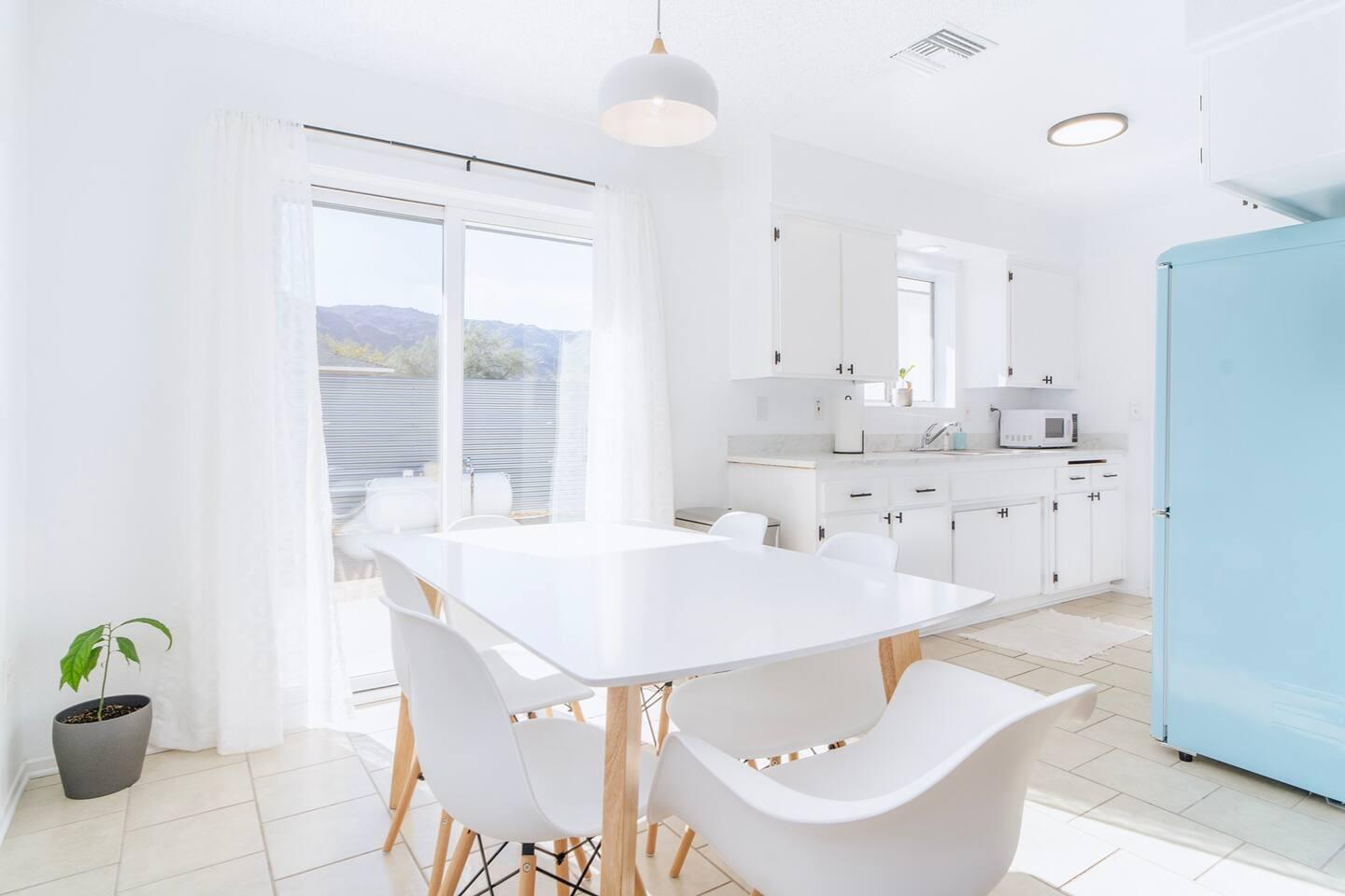 6635 Morongo Road Twentynine Palms, CA 92277 - Photo 12 of 31 a bathroom with a sink and a bathtub
