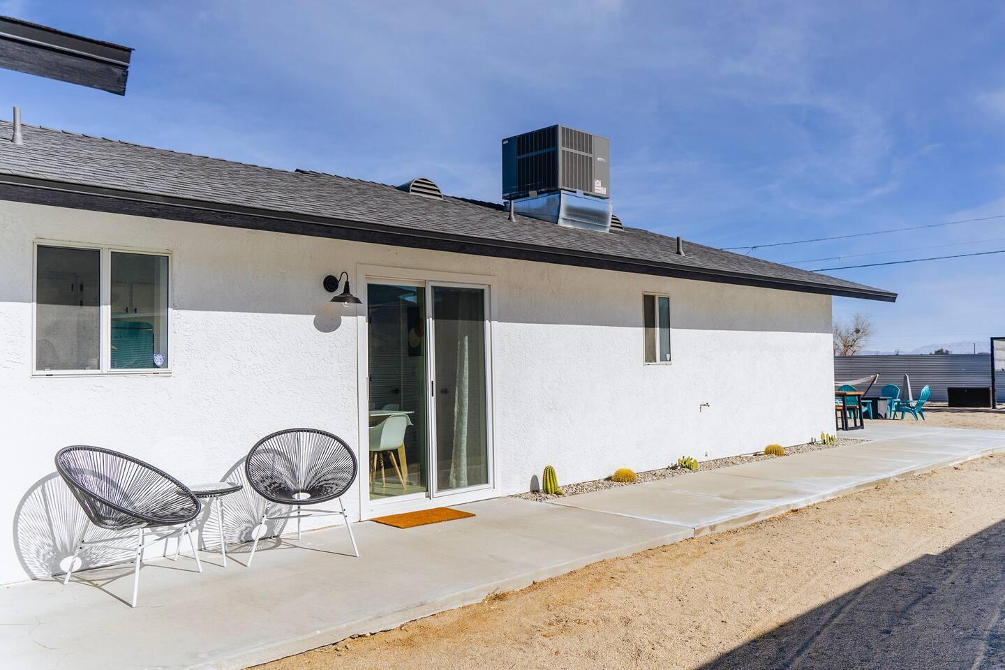 6635 Morongo Road Twentynine Palms, CA 92277 - Photo 23 of 31 a front view of a house with patio