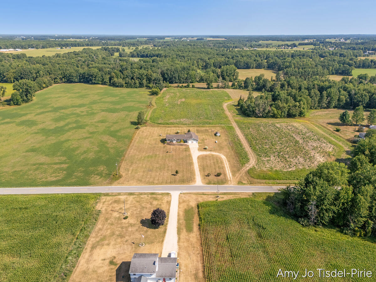16972 West Stanton Road Trufant, MI 49347 - Photo 35 of 39 16972-W-Stanton_205