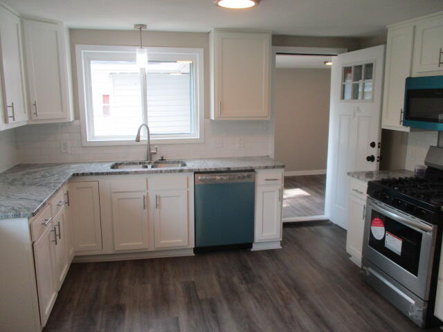 70663 Roosevelt Road Niles, MI 49120 - Photo 8 of 30 2