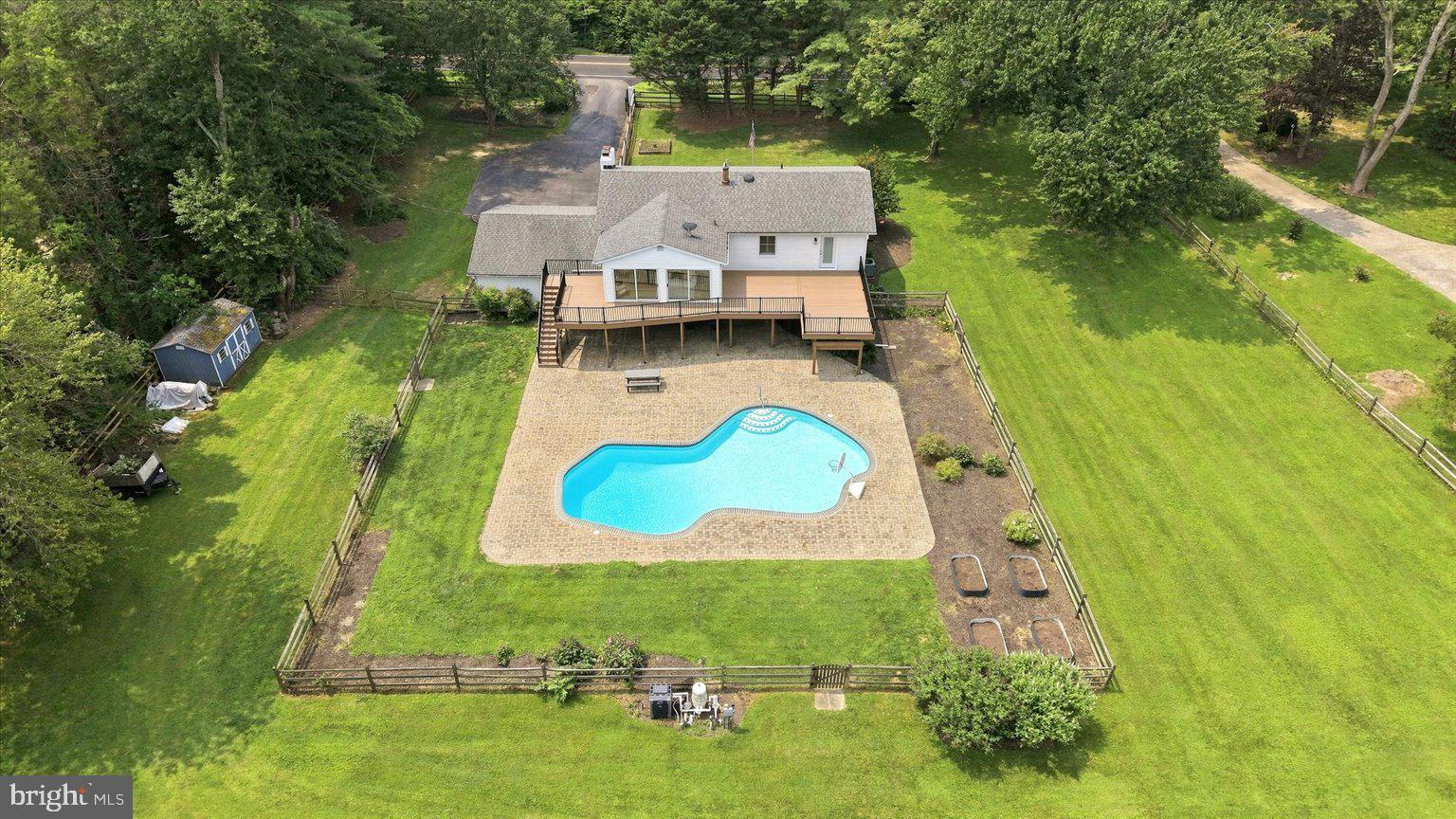 12194 Henderson Road Clifton, VA 20124 - Photo 45 of 52 Gallery Image 45