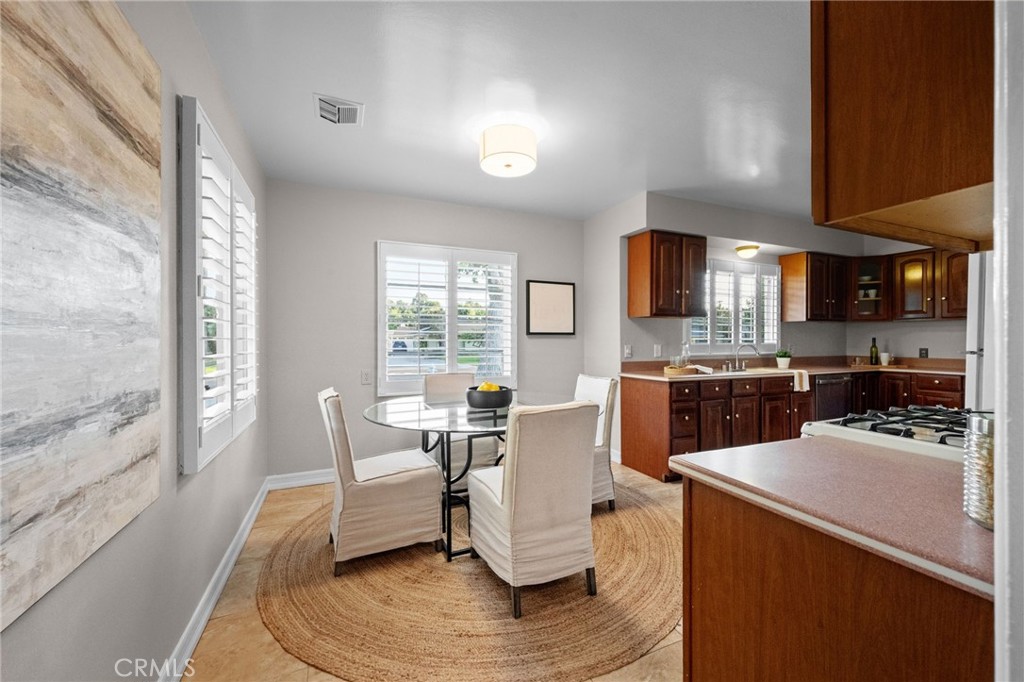 1101 Sharon Road Santa Ana, CA 92706 - Photo 20 of 53 Nook area with 2 windows looking to the street.