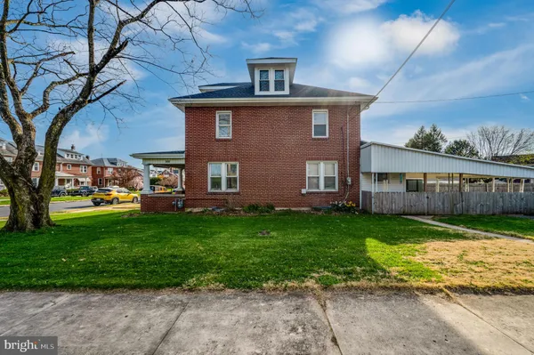 $295,000 | 421 East Main Street, Fleetwood, PA 19522