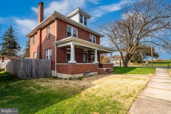 $295,000 | 421 East Main Street, Fleetwood, PA 19522