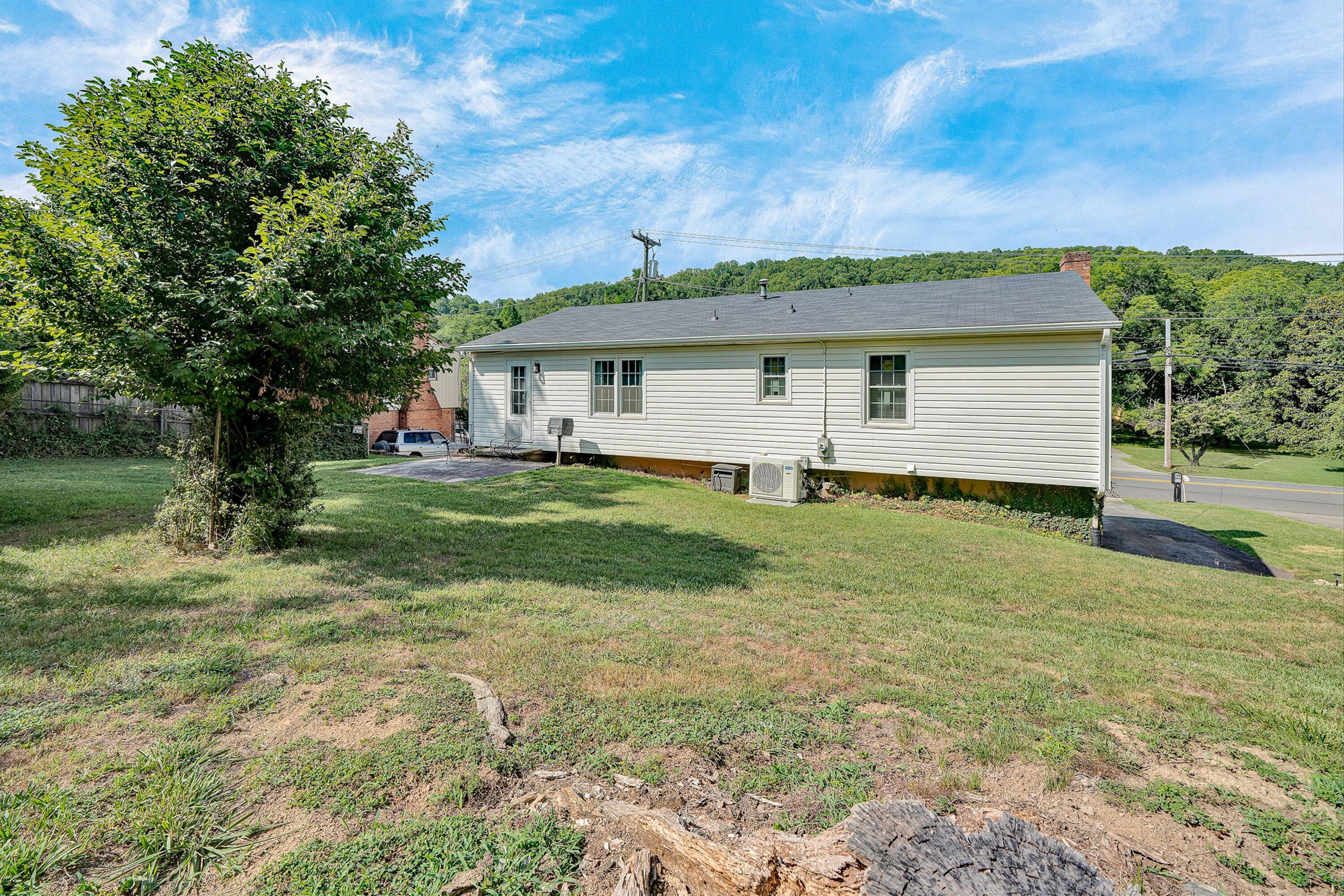 5718 Merriman Road Roanoke, VA 24018 - Photo 33 of 34 Rear Exterior of Home