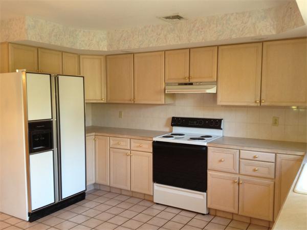 197 Doyle Road Holden, MA 01520 - Photo 2 of 13 Gallery Image 2