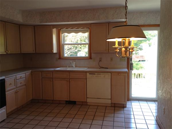 197 Doyle Road Holden, MA 01520 - Photo 3 of 13 Gallery Image 3