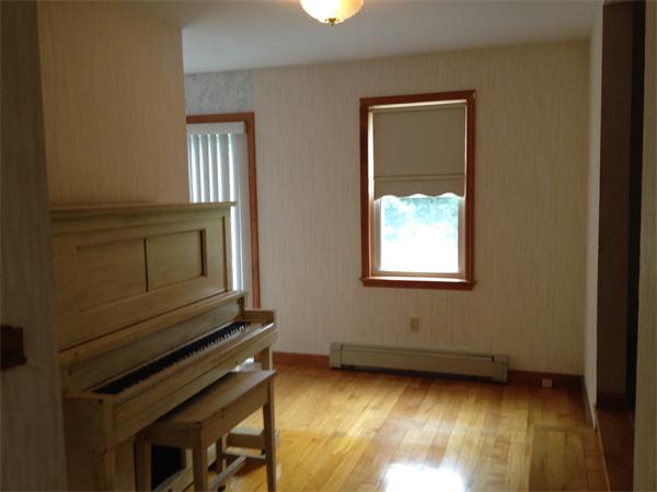 197 Doyle Road Holden, MA 01520 - Photo 7 of 13 Gallery Image 7