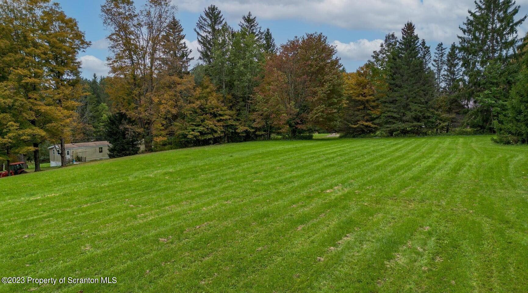 652 A Long Pond Road Prompton, PA 18456 - Photo 4 of 6 20231005005312166822000000-o