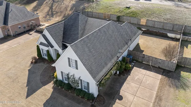 $355,000 | 1767 Robertson Pl Drive, Hernando, MS 38632