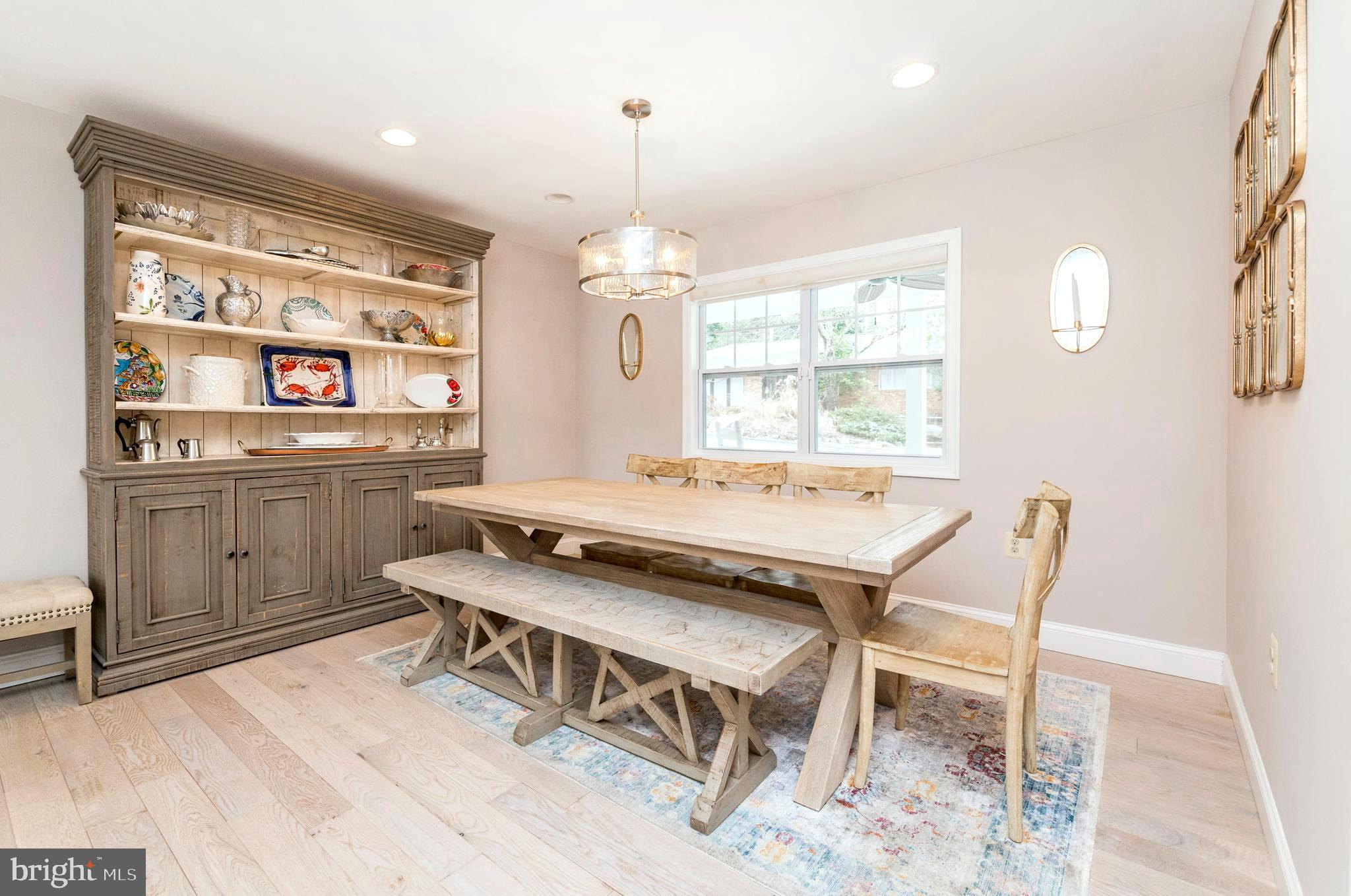 1865 Poplar Road Annapolis, MD 21401 - Photo 4 of 62 Formal Dining Area