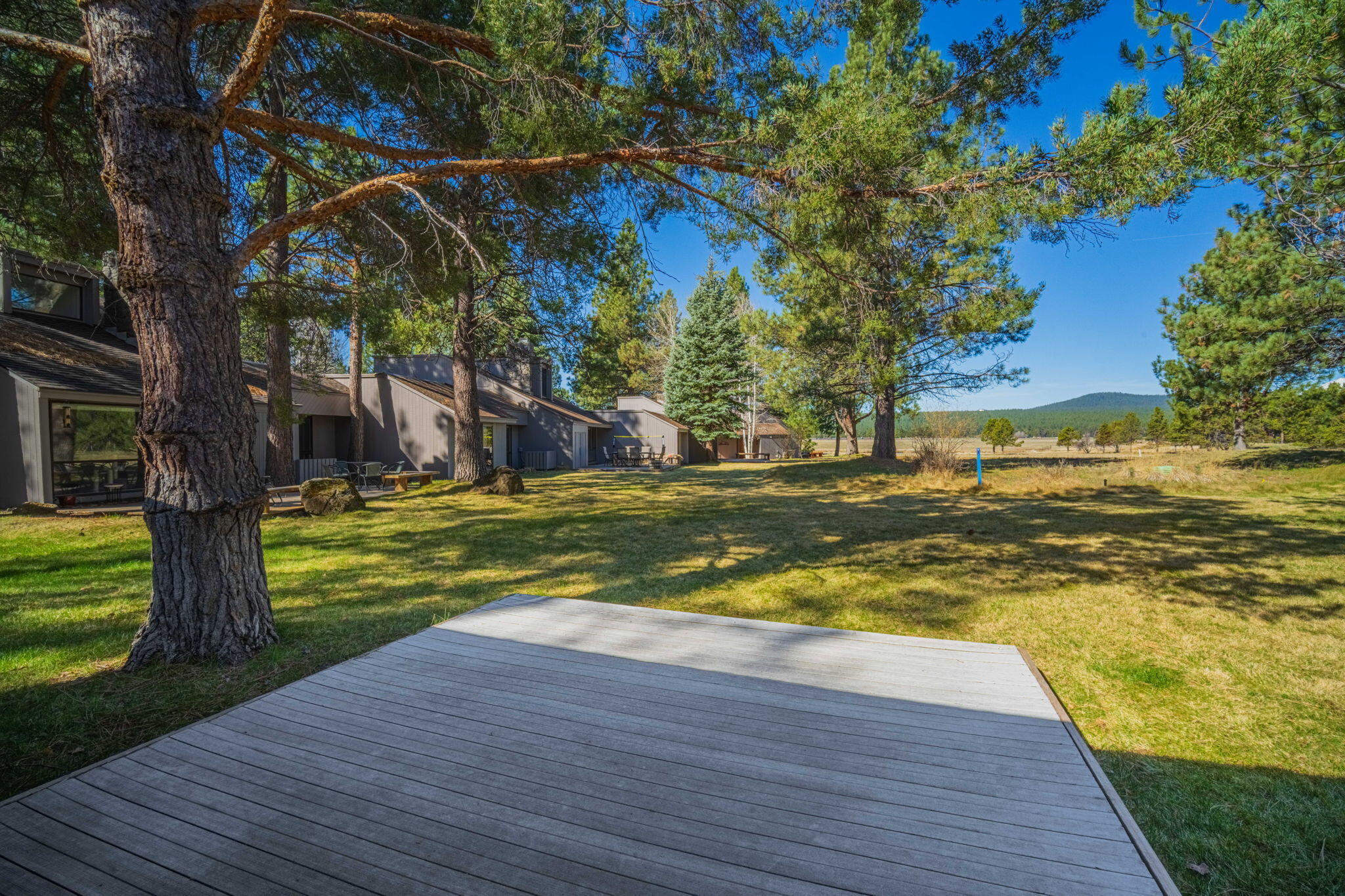 57258 Island Road, Unit 58 Sunriver, OR 97707 - Photo 26 of 30 26-web-or-mls-58 Meadow House-26