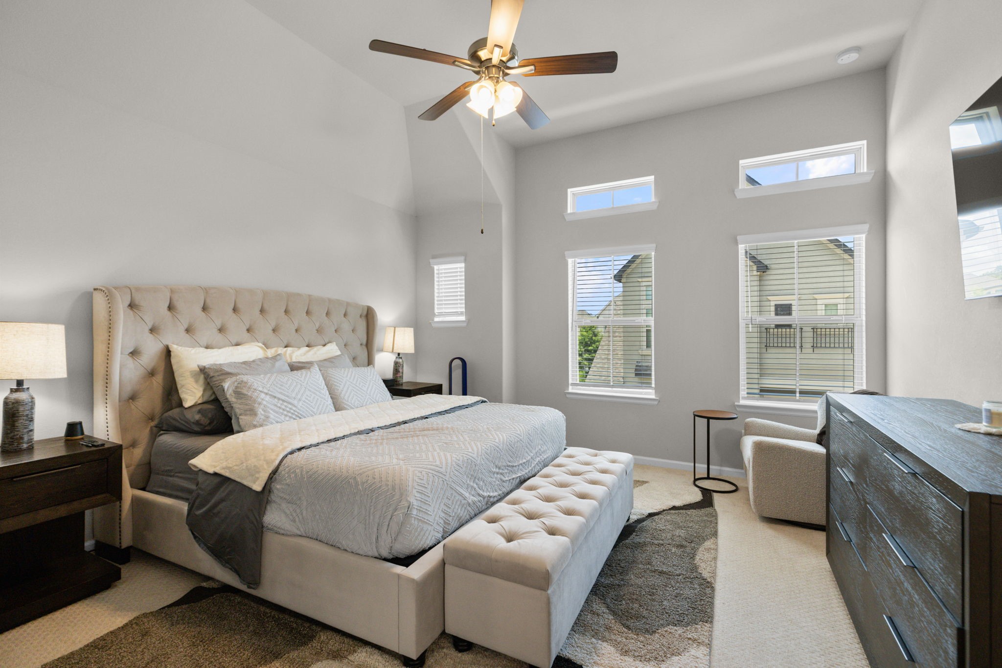 4004 Centre Meadow Way Houston, TX 77043 - Photo 22 of 33 Primary Bedroom
