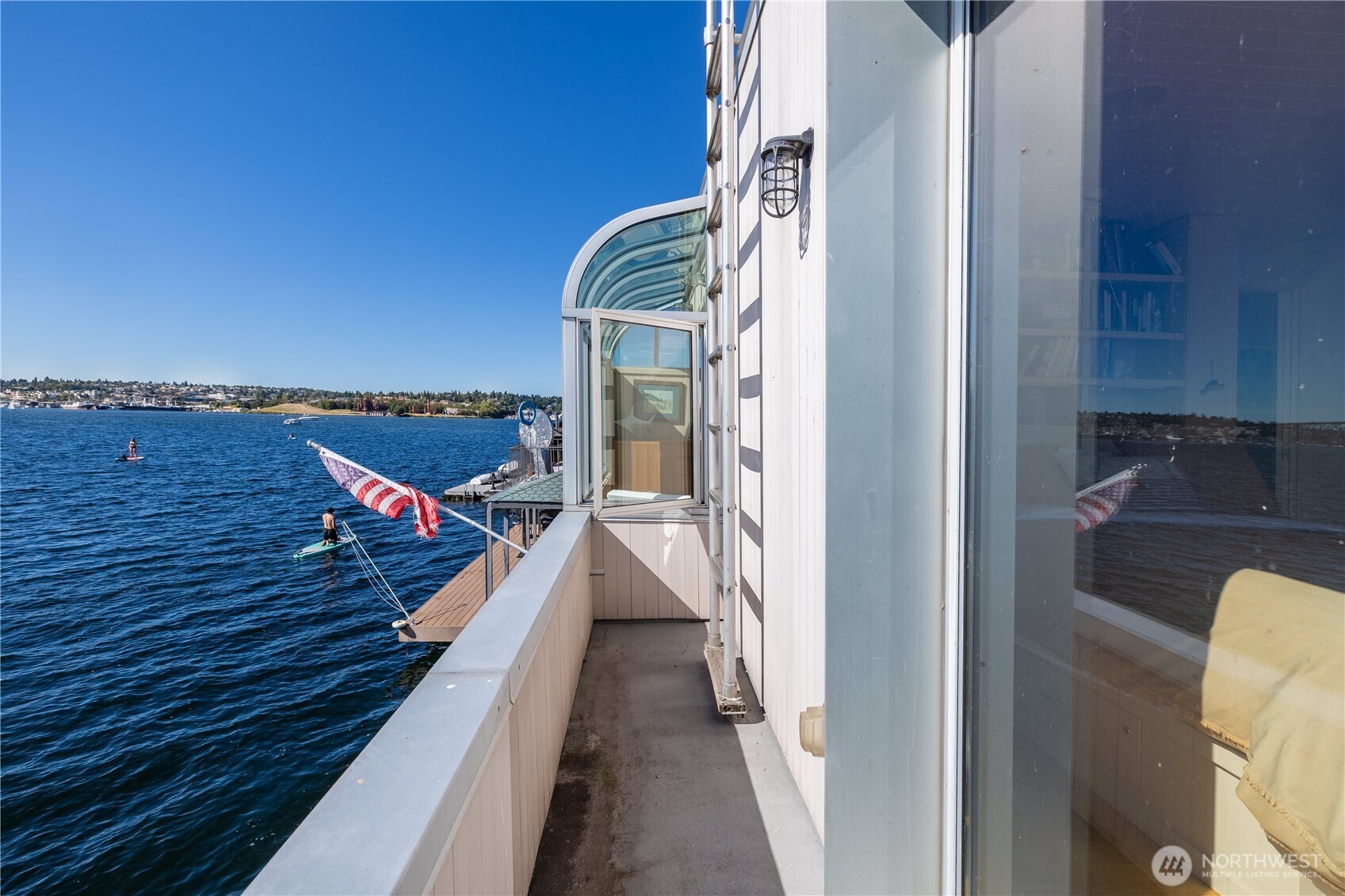 2017 Fairview Avenue East, Unit I Seattle, WA 98102 - Photo 26 of 34