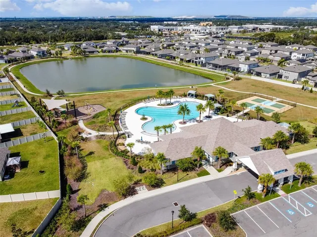 $550,000 | 10752 Green Harvest Dr., Riverview, FL 33578