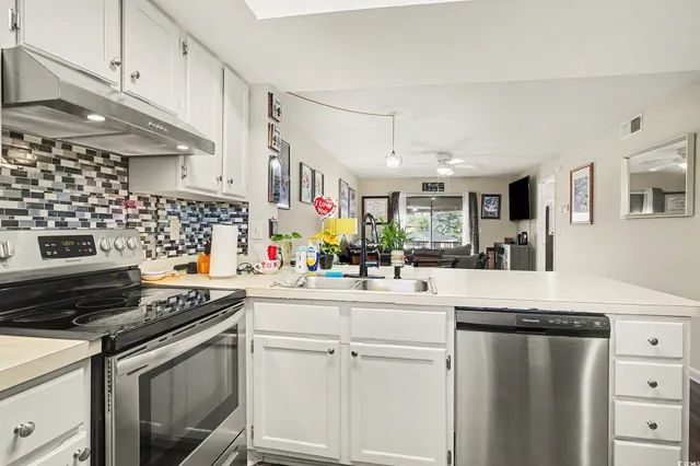 $160,000 | 1101 2nd Avenue North, Unit 2406, Surfside Beach, SC 29575