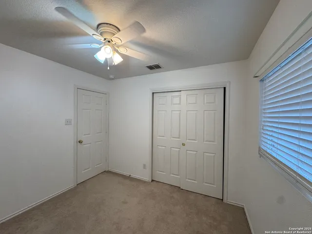 $1,450 | 8027 Seatide Vista, San Antonio, TX 78249