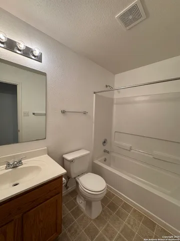 $1,450 | 8027 Seatide Vista, San Antonio, TX 78249