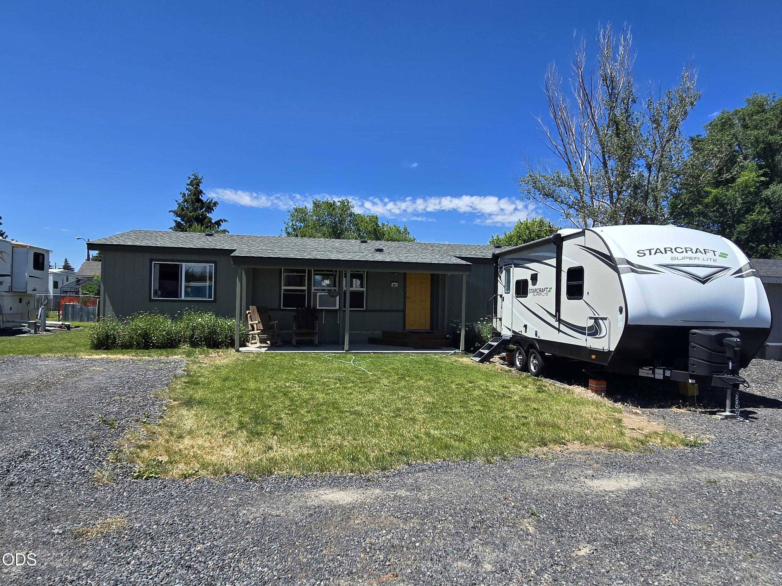 346 Southwest Dover Lane, Unit 23 Metolius, OR 97741 - Photo 1 of 15