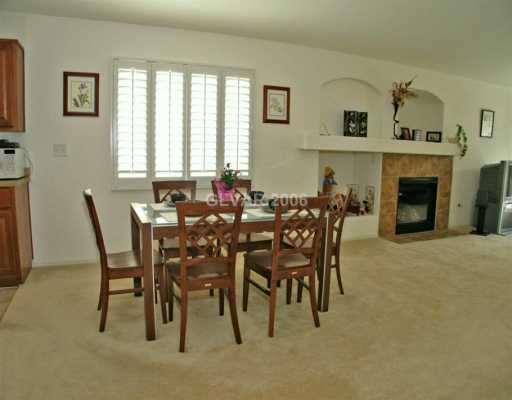 2281 Chestnut Ranch Avenue Henderson, NV 89052 - Photo 2 of 8 Dining Room.