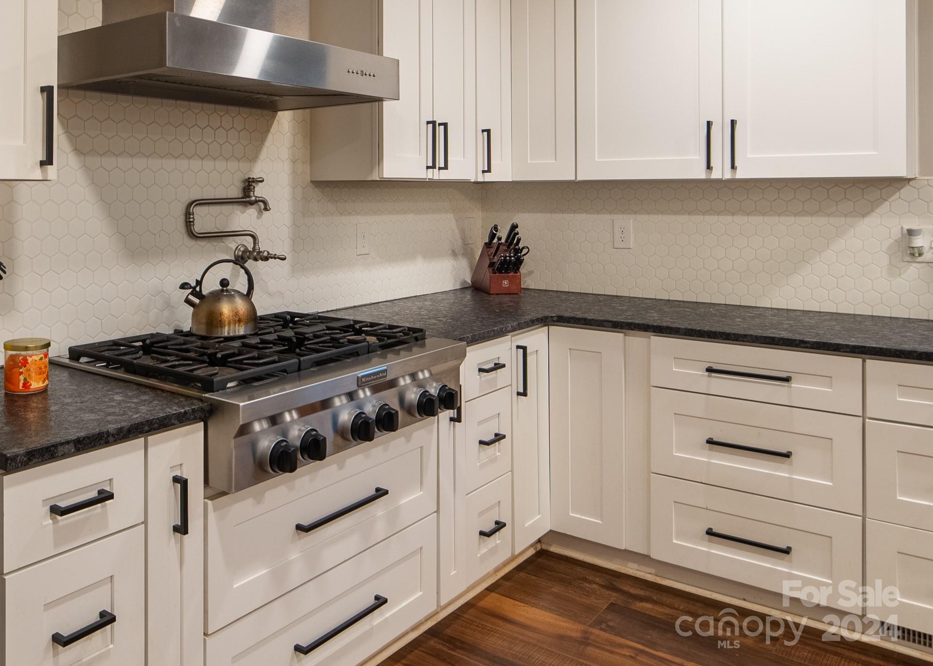 8325 Potter Road, Unit 6 Matthews, NC 28104 - Photo 11 of 43 Gallery Image 11
