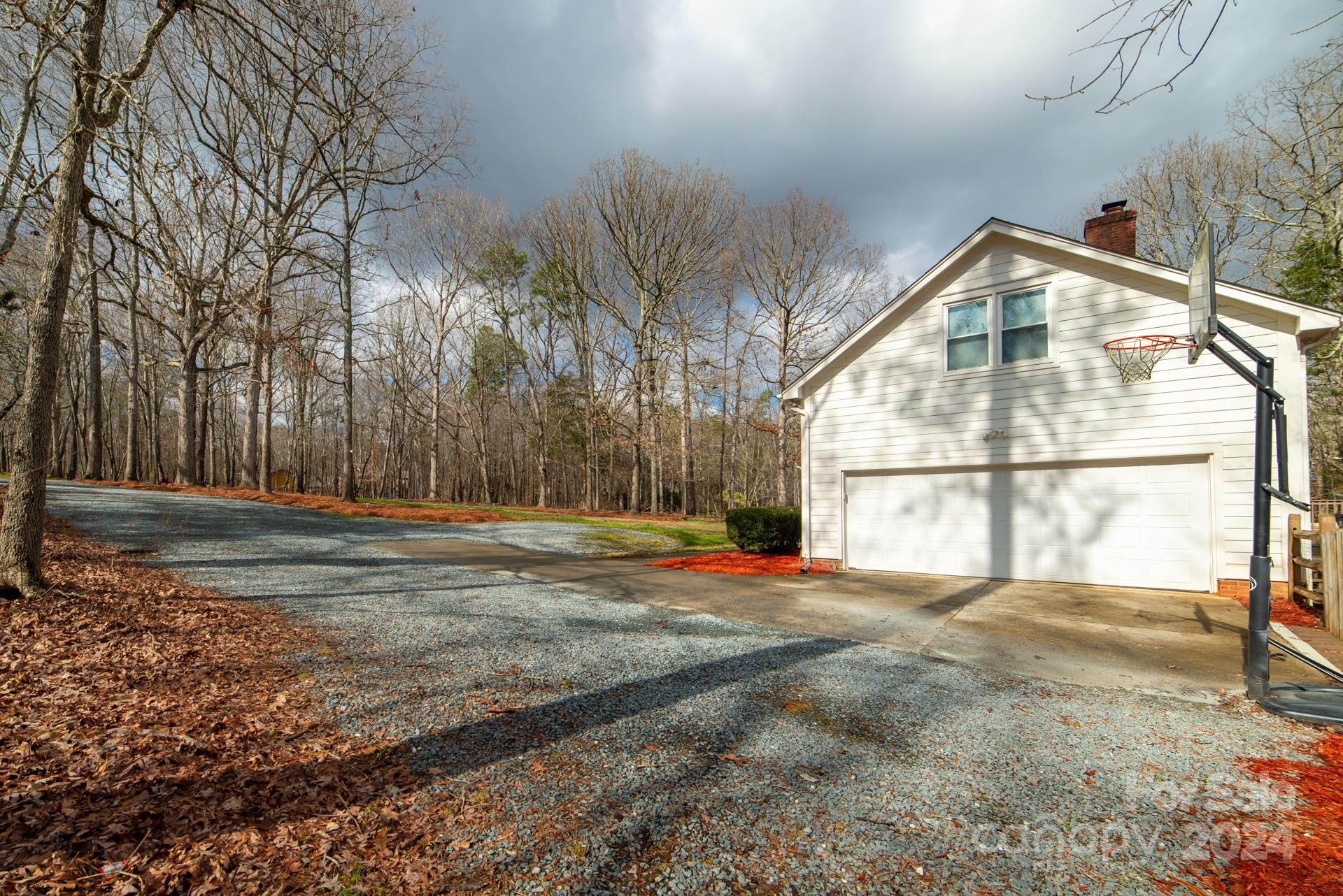 8325 Potter Road, Unit 6 Matthews, NC 28104 - Photo 42 of 43 Gallery Image 42